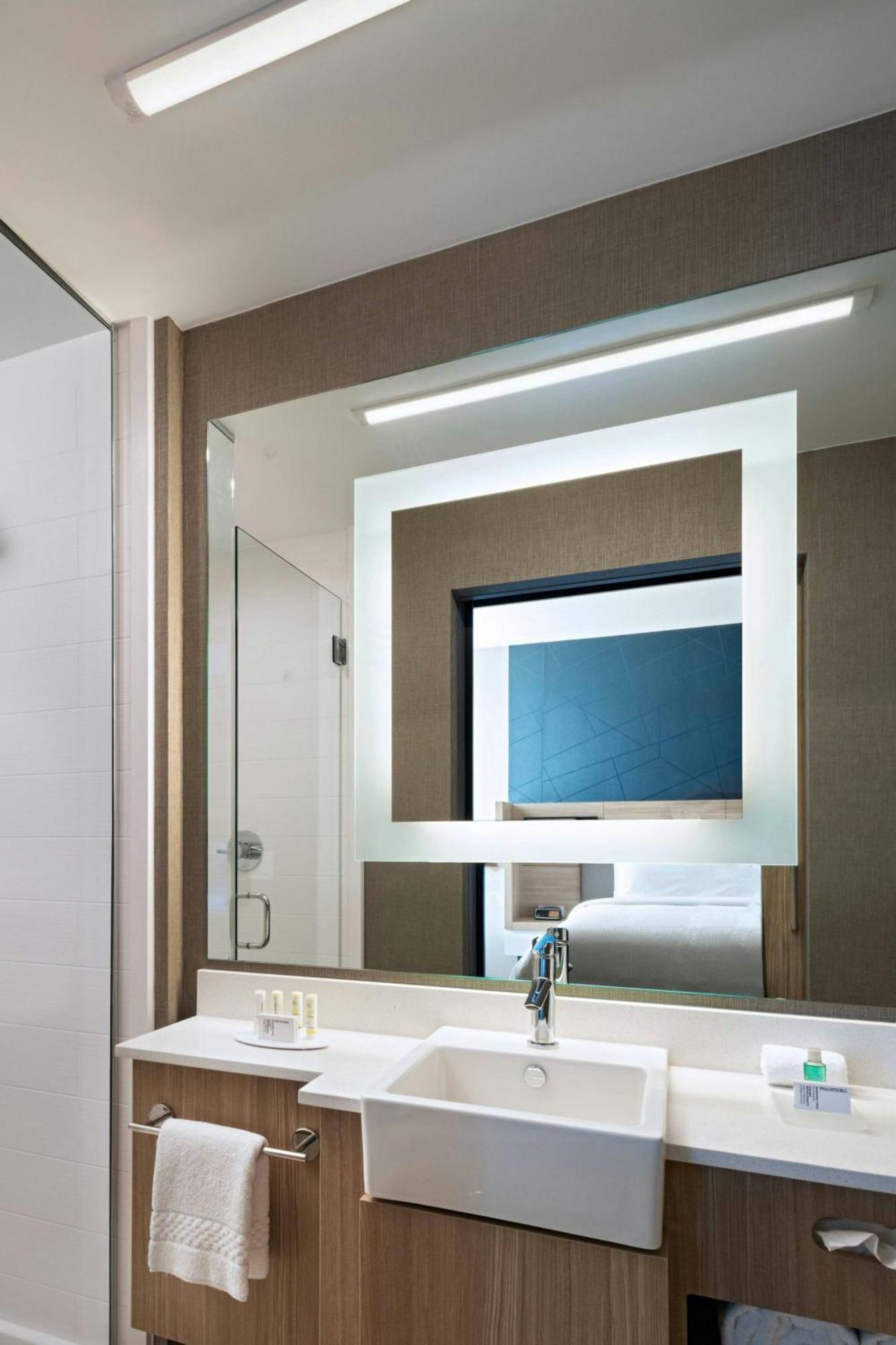 Springhill Suites By Marriott Dallas Richardson/University Area Exterior photo