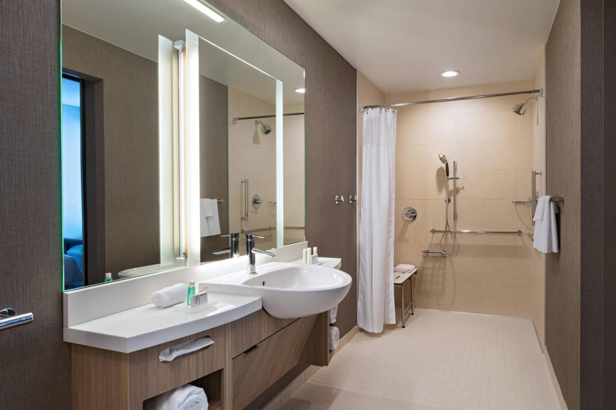 Springhill Suites By Marriott Dallas Richardson/University Area Exterior photo